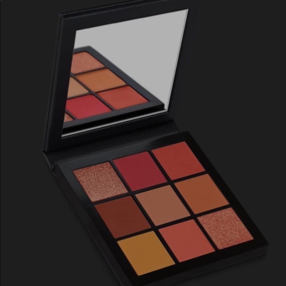 Huda Obsession Palette (Coral)